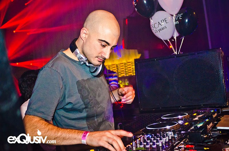 Manuel De La Mare - November 2011 Grooves DJ Set