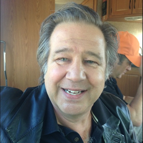 Showing A Rock Star @gregkihn The Future Of Audio Distribution @soundcloud Style! at Middle O' Nowhere by scobleizer