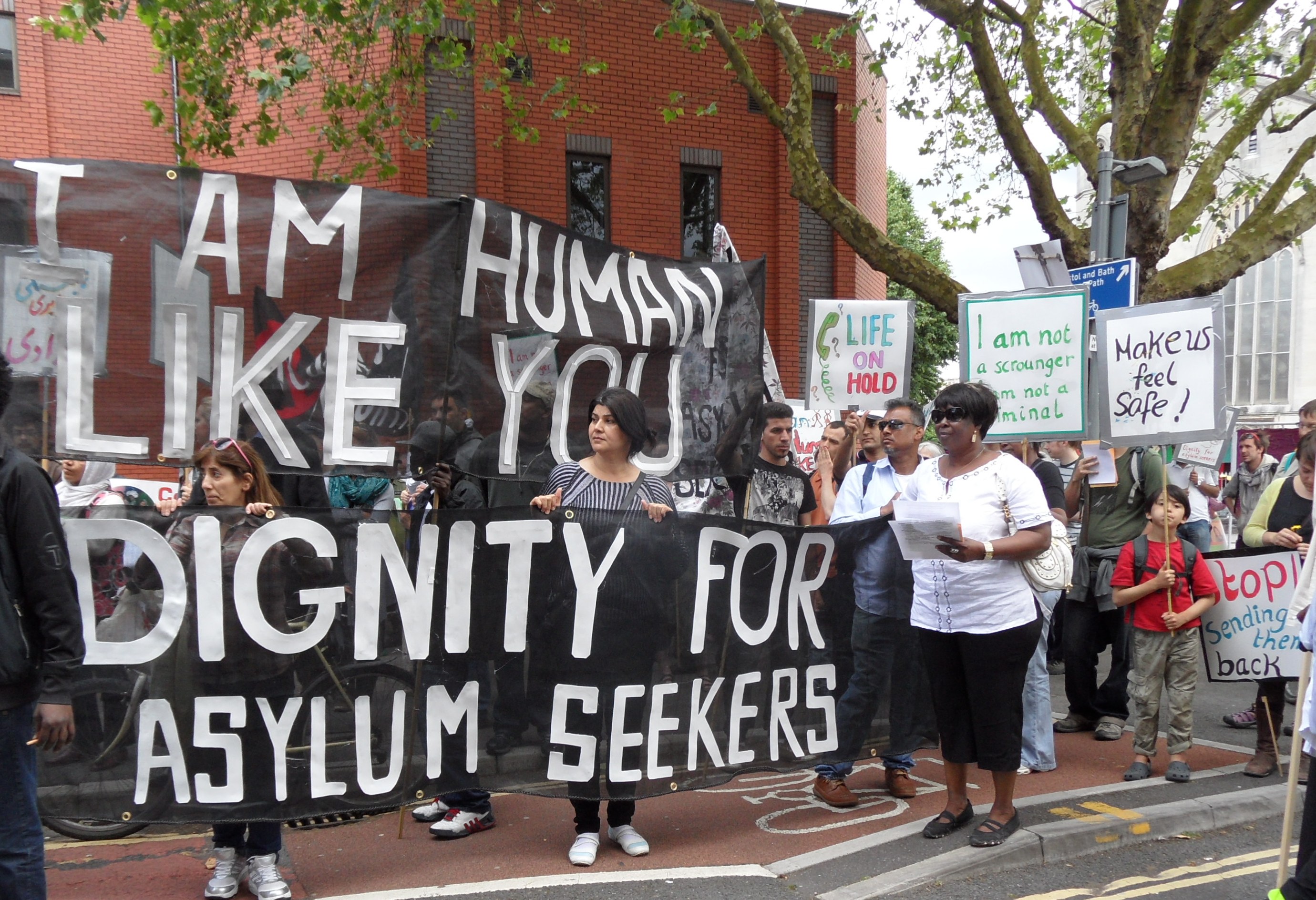 refugees and asylum seekers The french senate passes a law reducing the time refugees can claim news / asylum seekers france cuts period for refugees' asylum bid. refugees and asylum seekers The french senate passes a law reducing the time refugees can claim news / asylum seekers france cuts period for refugees' asylum bid.