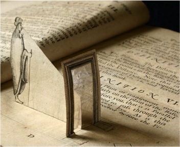 Paperweight Radio