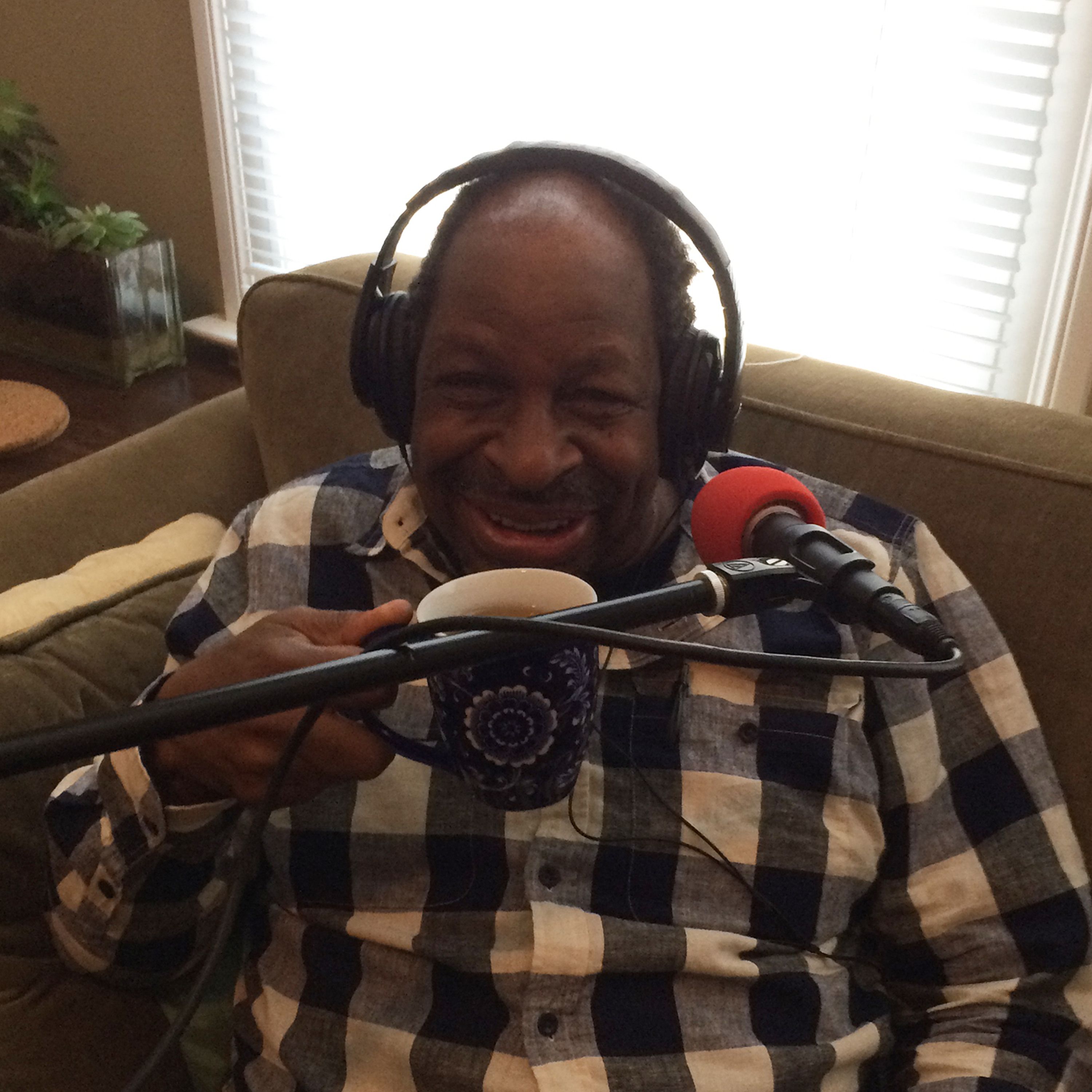 #34 MIW James Gayles - Professional Visual Artist and Musician