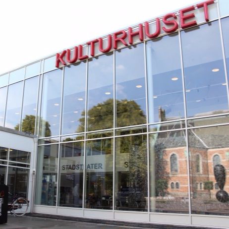 Anders Teglund och Karolina Phalén  om vad som händer på Kulturhuset under våren