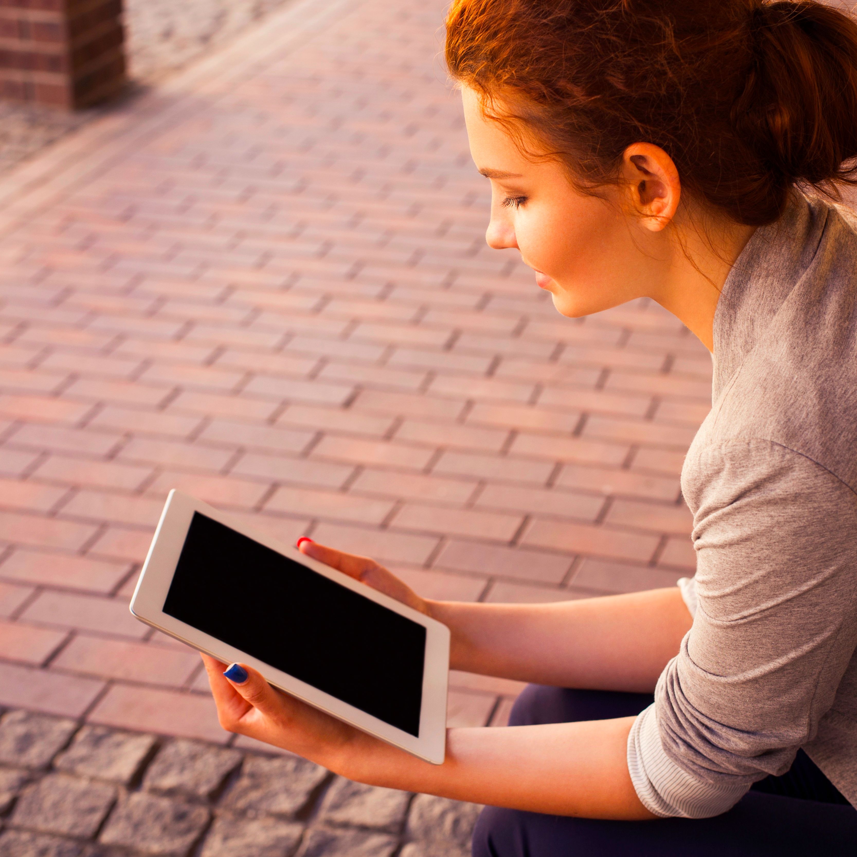 Best of Mediaflash S2: Demand For Female Content