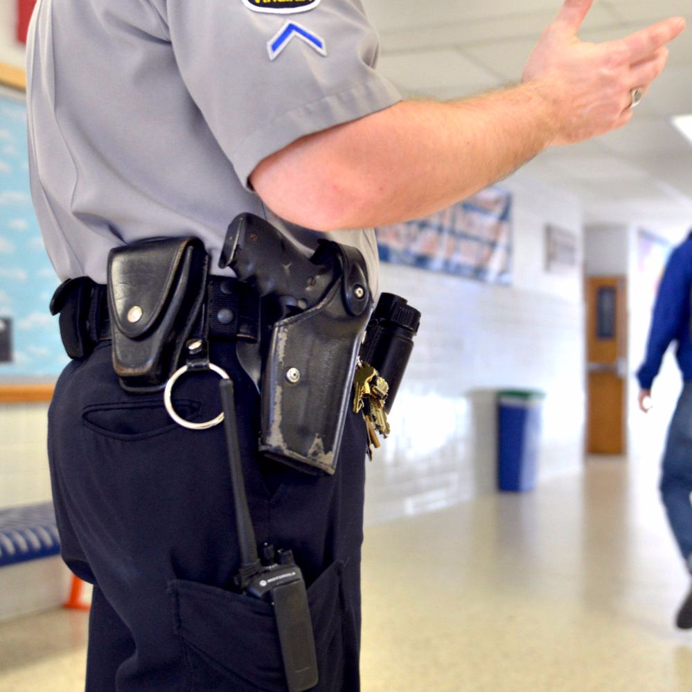 Student Wearing Police Uniform Makes Students 'Uncomfortable' | 12-10-2016 Podcast Student Wearing Police Uniform Makes Students 'Uncomfortable' | 12-10-2016 Podcast
