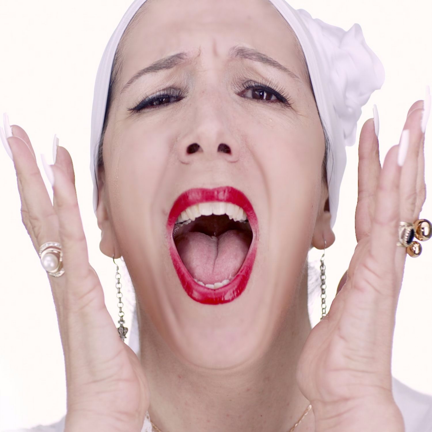 נעמי כפית Wrecking Ball