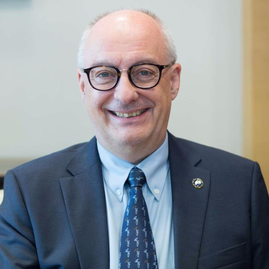 In Conversation with Dr.Arnoud de Meyer, President of Singapore Management University In Conversation with Dr.Arnoud de Meyer, President of Singapore Management University