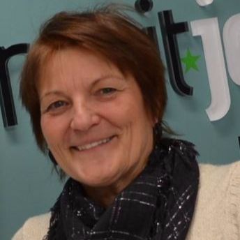 Céline Desautels Globe-Trotteuse