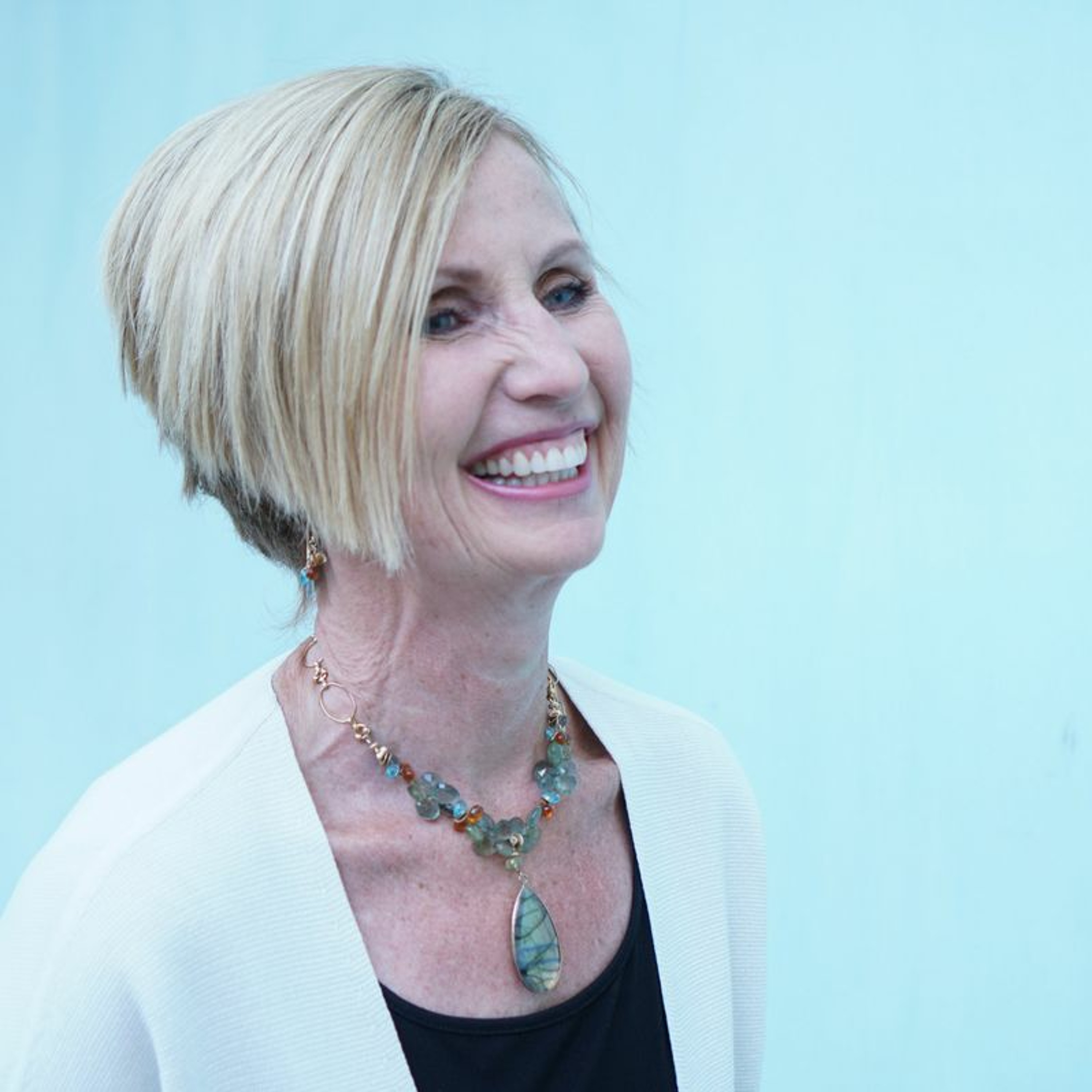 Dr. Jennifer Norbits