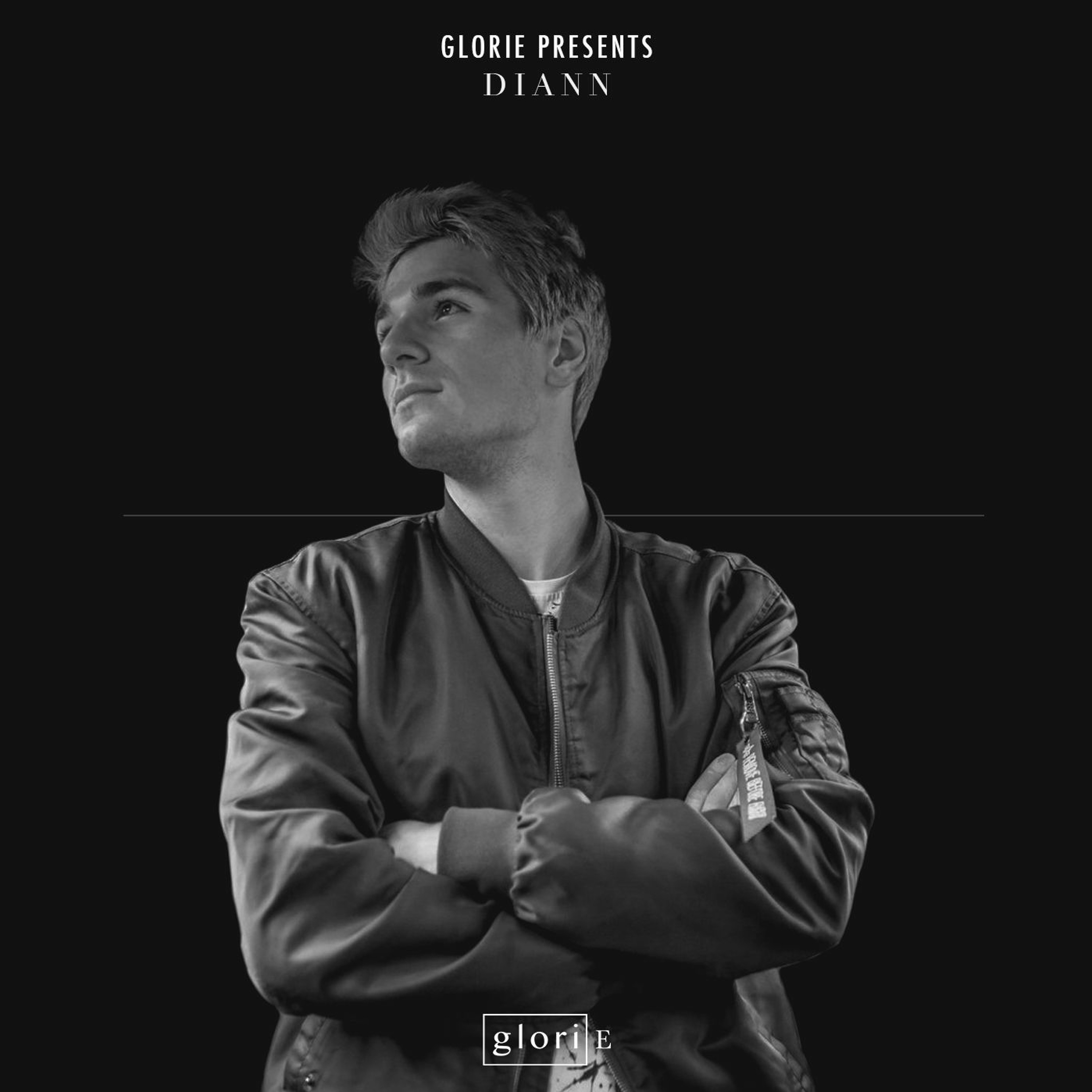 Glorie Presents