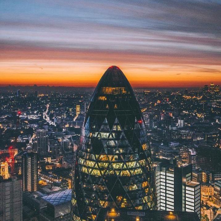 تأشيرة مدير الشركة في بريطانيا | اسال ابوشنب | ١٧