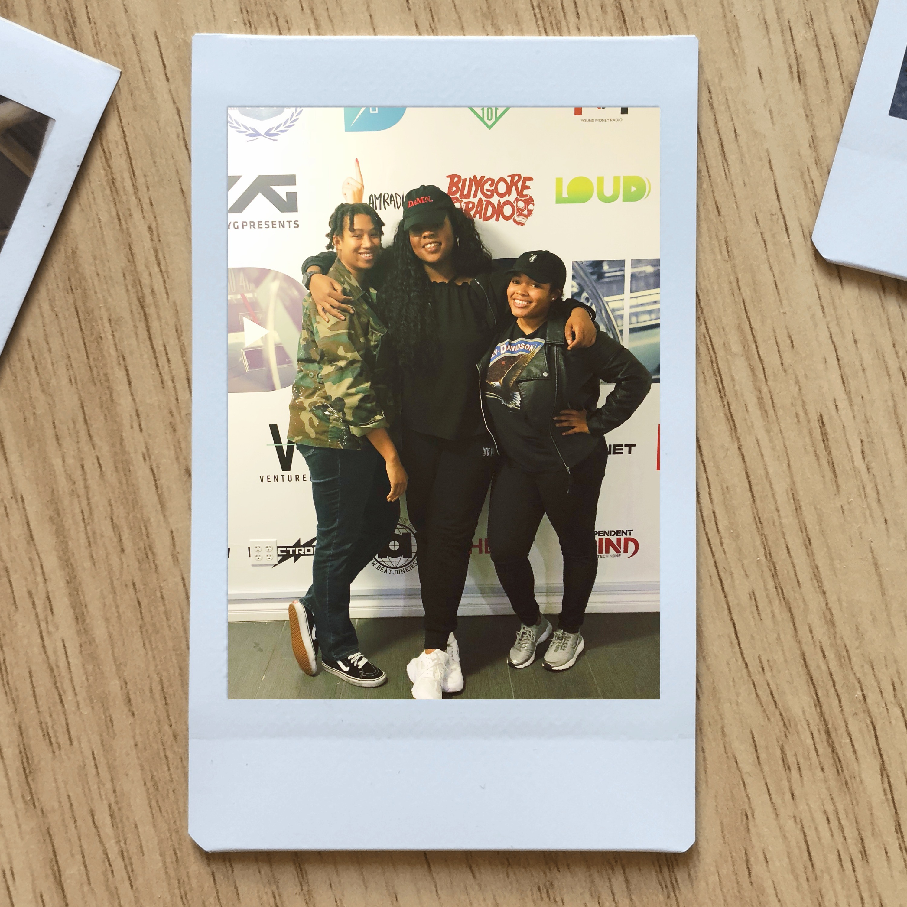 Dimplez Radio