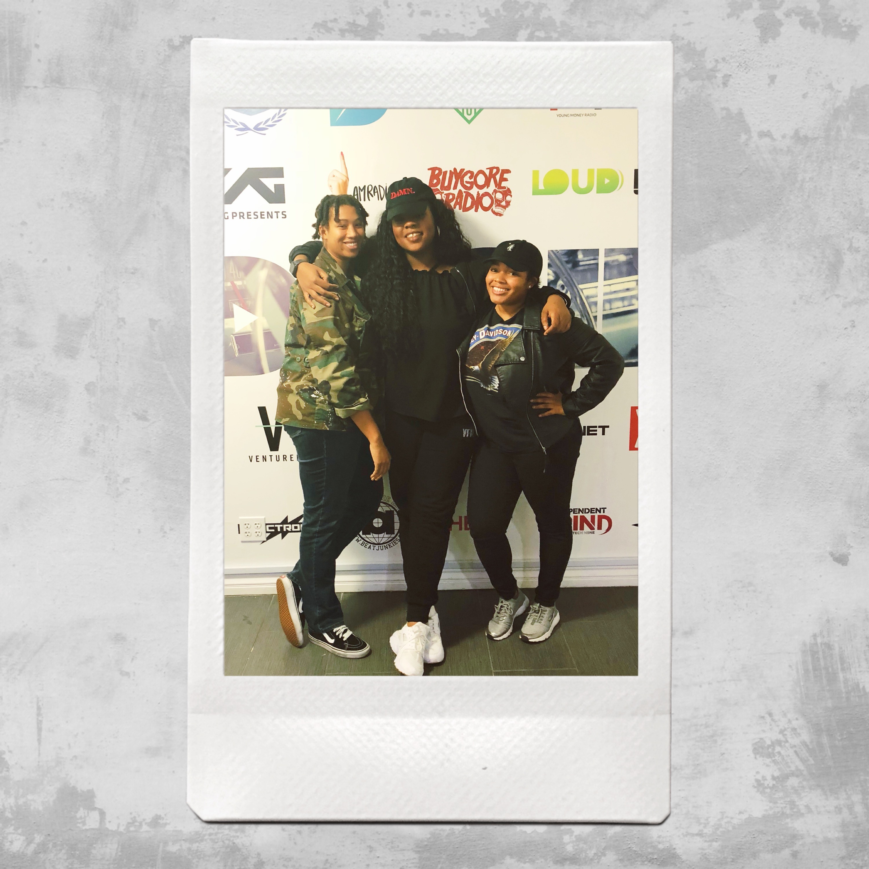 Dimplez Radio