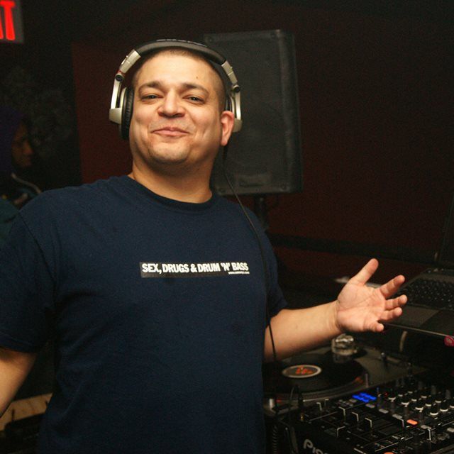 5: {Nate Reflect Armbuster} Stylistic Record Spinner... and life of the party