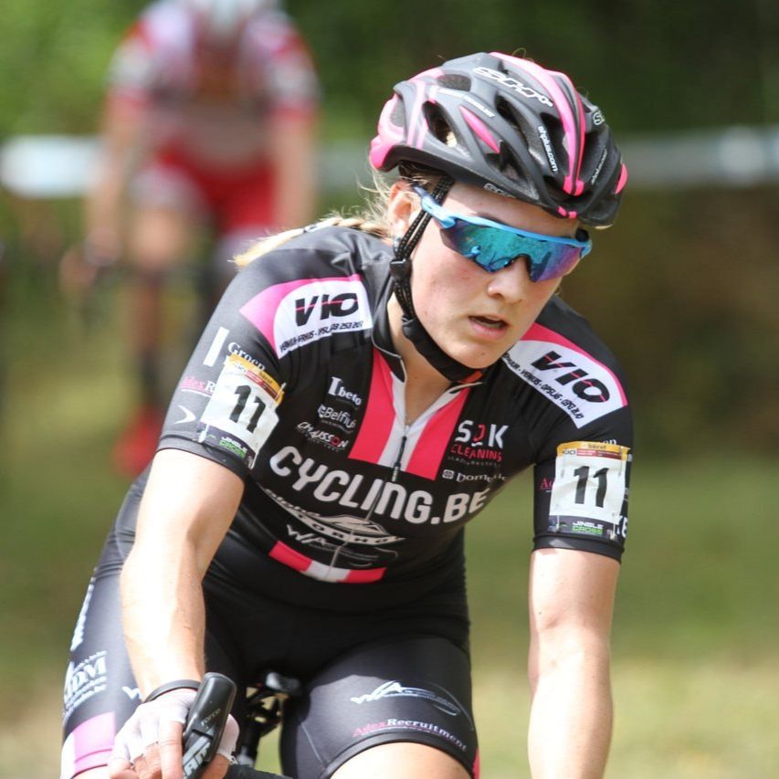 CXM #16 - Elle Anderson