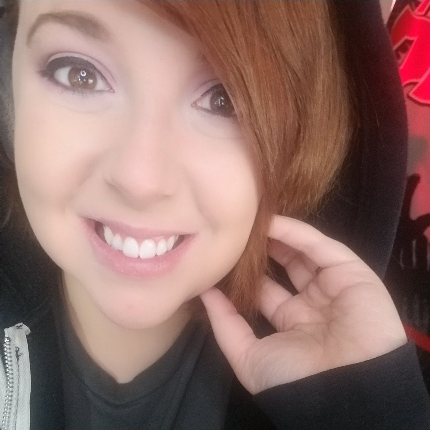 Ep.28 Charity Streams & Royal Weddings with Kintinue