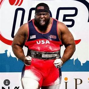 Big Ray Williams Talks Community Building and Powerlifting