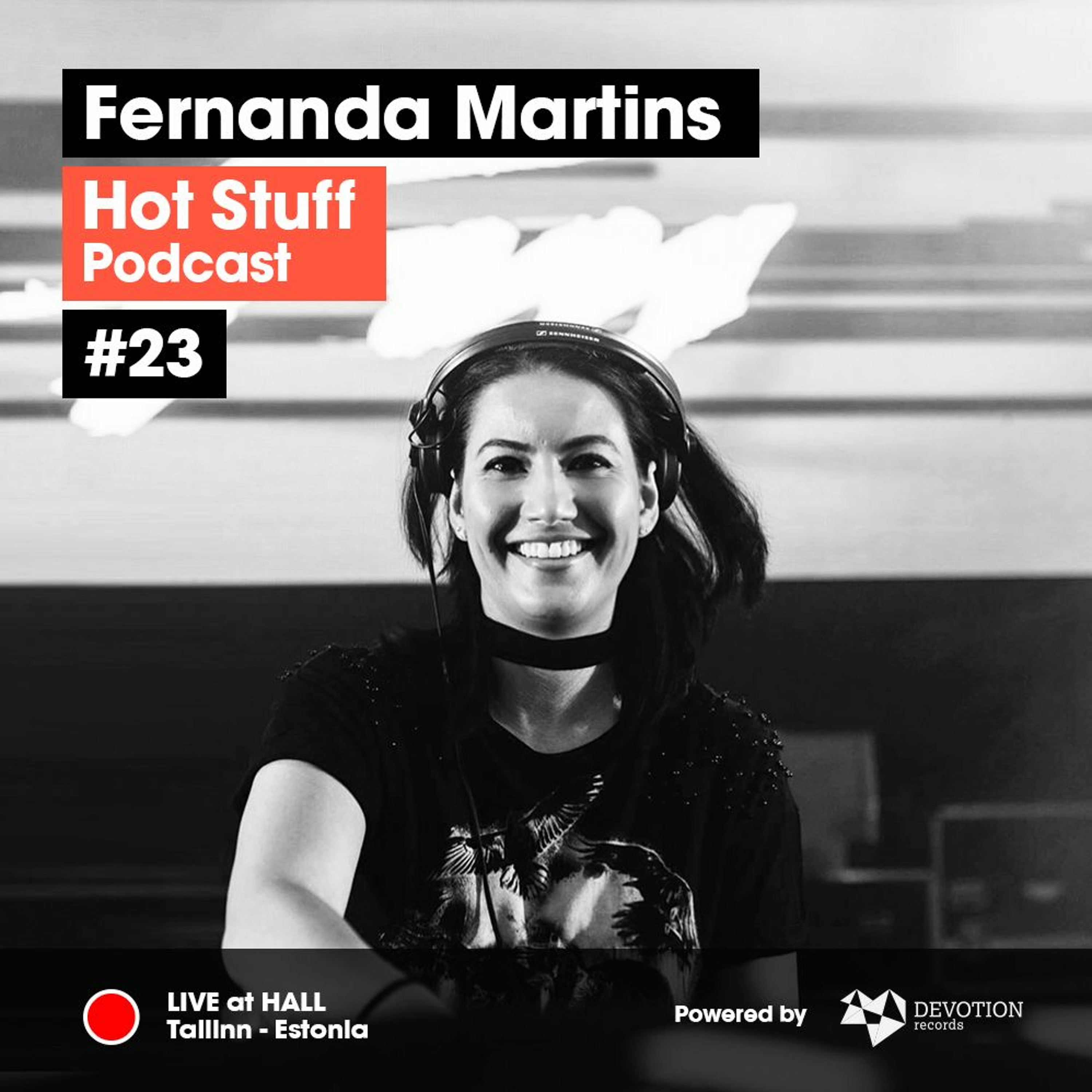 Tough Waves Radio Show by Fernanda Martins