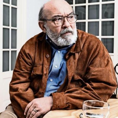 Conversaciones literarias; hablemos de poesía, con Guillermo Sheridan