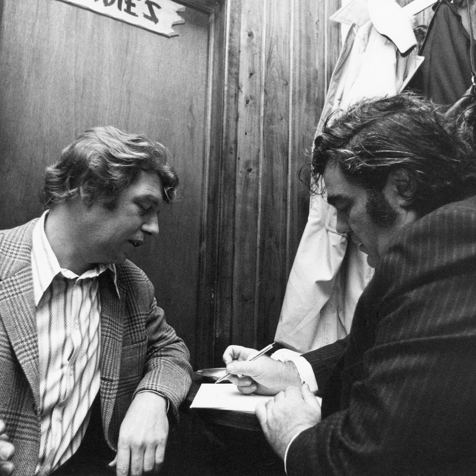 Inside the making of 'Breslin and Hamill - Deadline Artists'