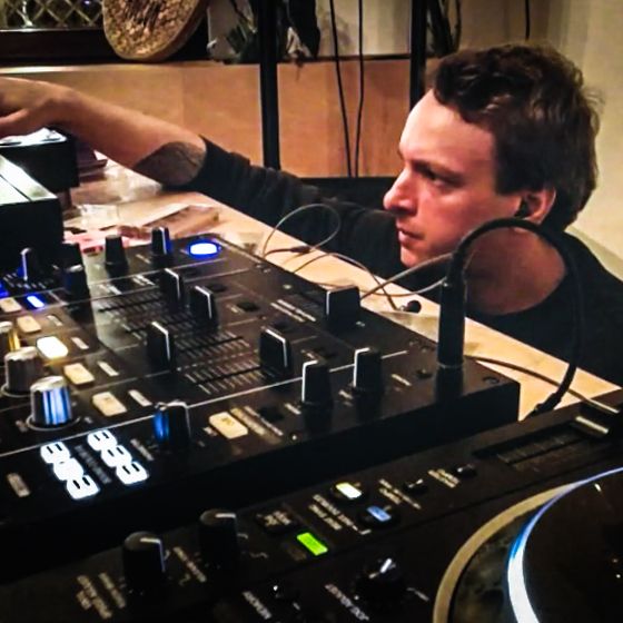 Social Sundays 013: Marius Costache