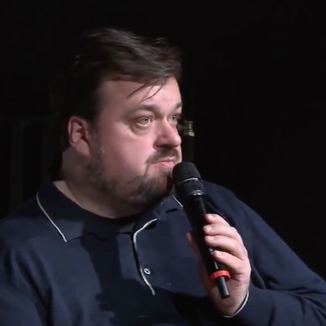 Василий Уткин: «Пять колец под кремлевскими звездами». Цикл «Хроники пикирующей империи»