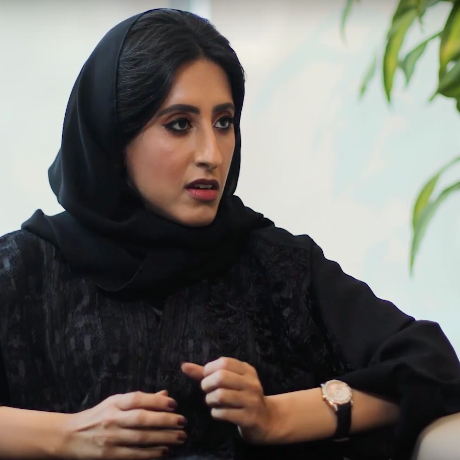 الحلقة التاسعة: الأستاذة منيرة الدوسري