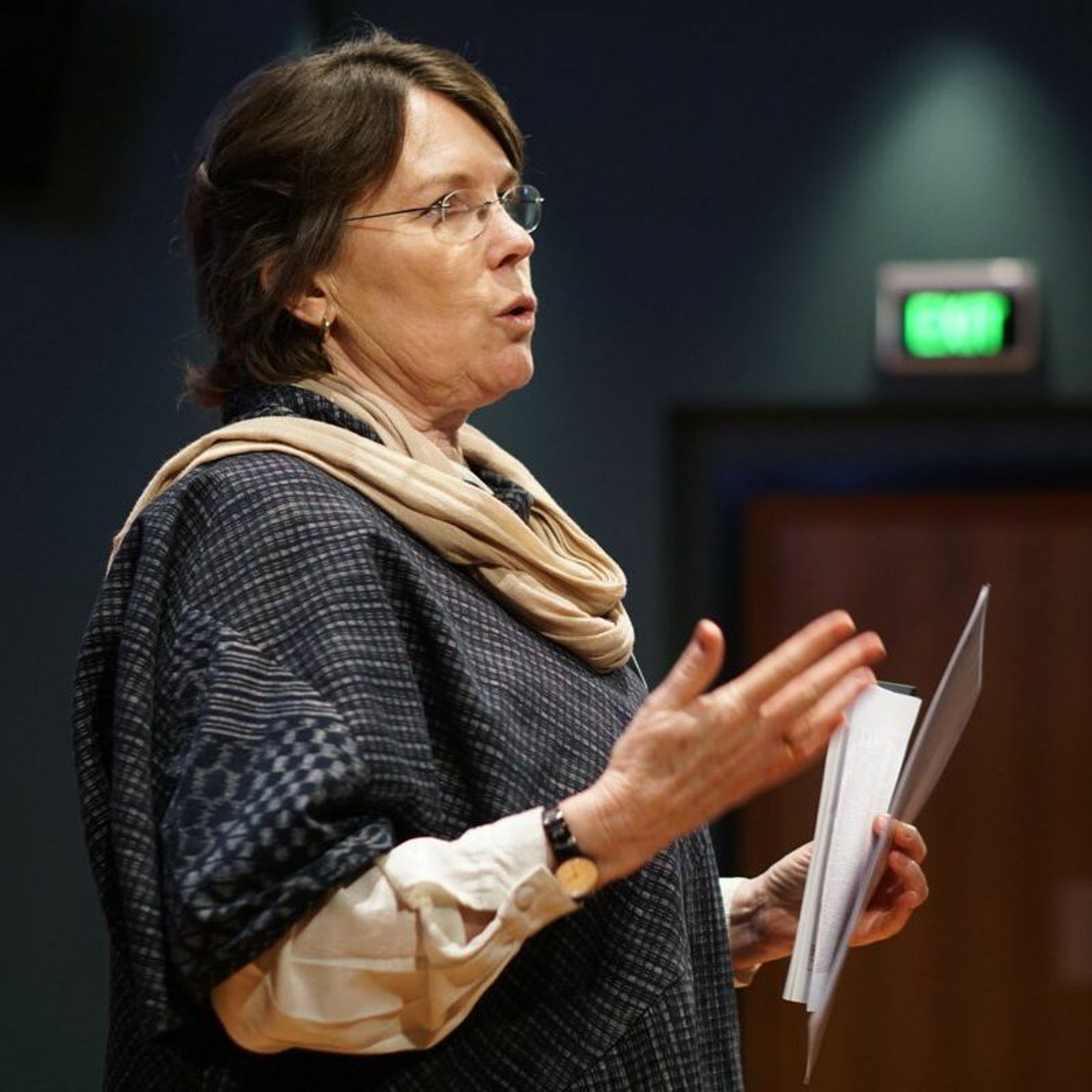 Linda Barwick