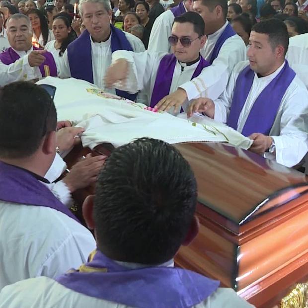 La Iglesia reclama justicia por el homicidio de un sacerdote en el Salvador
