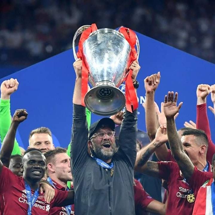 Escanteio Curto - Final da UCL