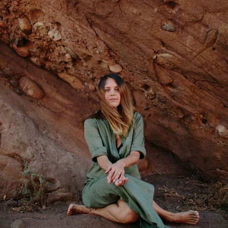 Uncovering Women's True 'Herstory' & Feminine Cultural Immersions with Hannah of Soul Seed Gathering