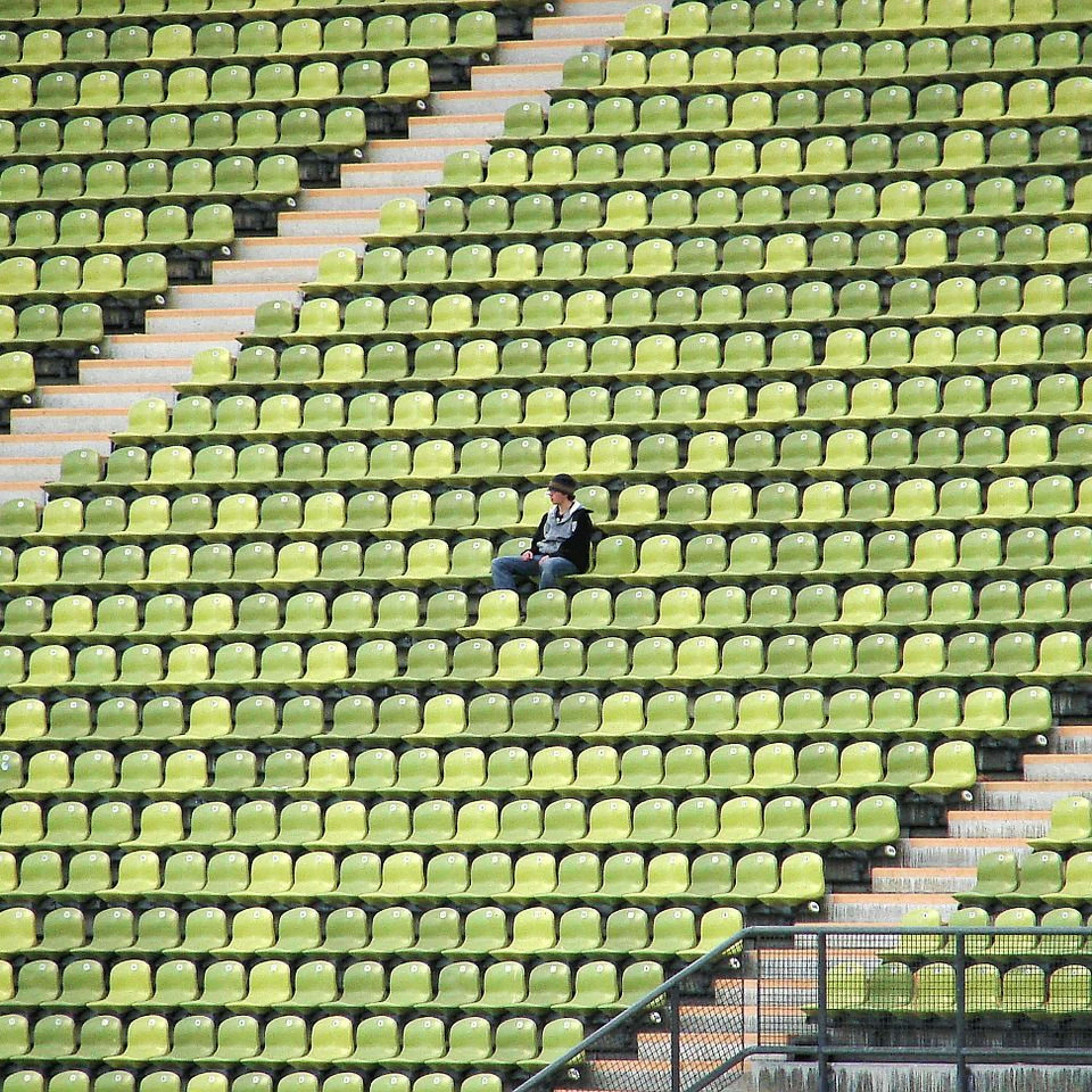 S2Ep17- All The Lonely People