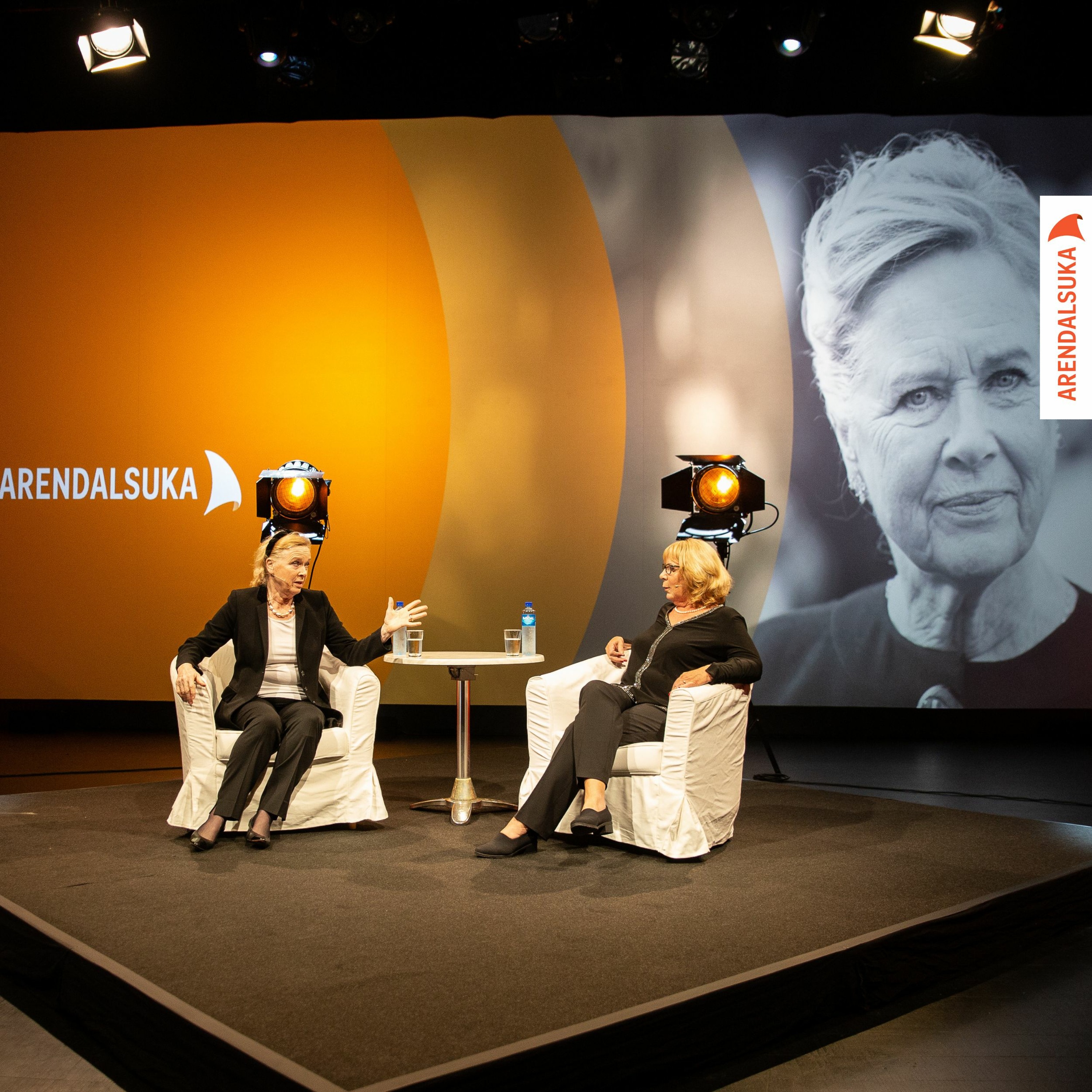 Liv alene - Liv Ullmann forteller om livet, karrieren og #metoo