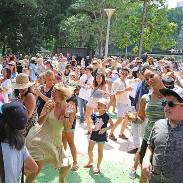 SOUL OF SYDNEY 342 DJ JON at SOUL OF SYDNEY FUNK PICNIC at SYDNEY FESTIVAL | 2017