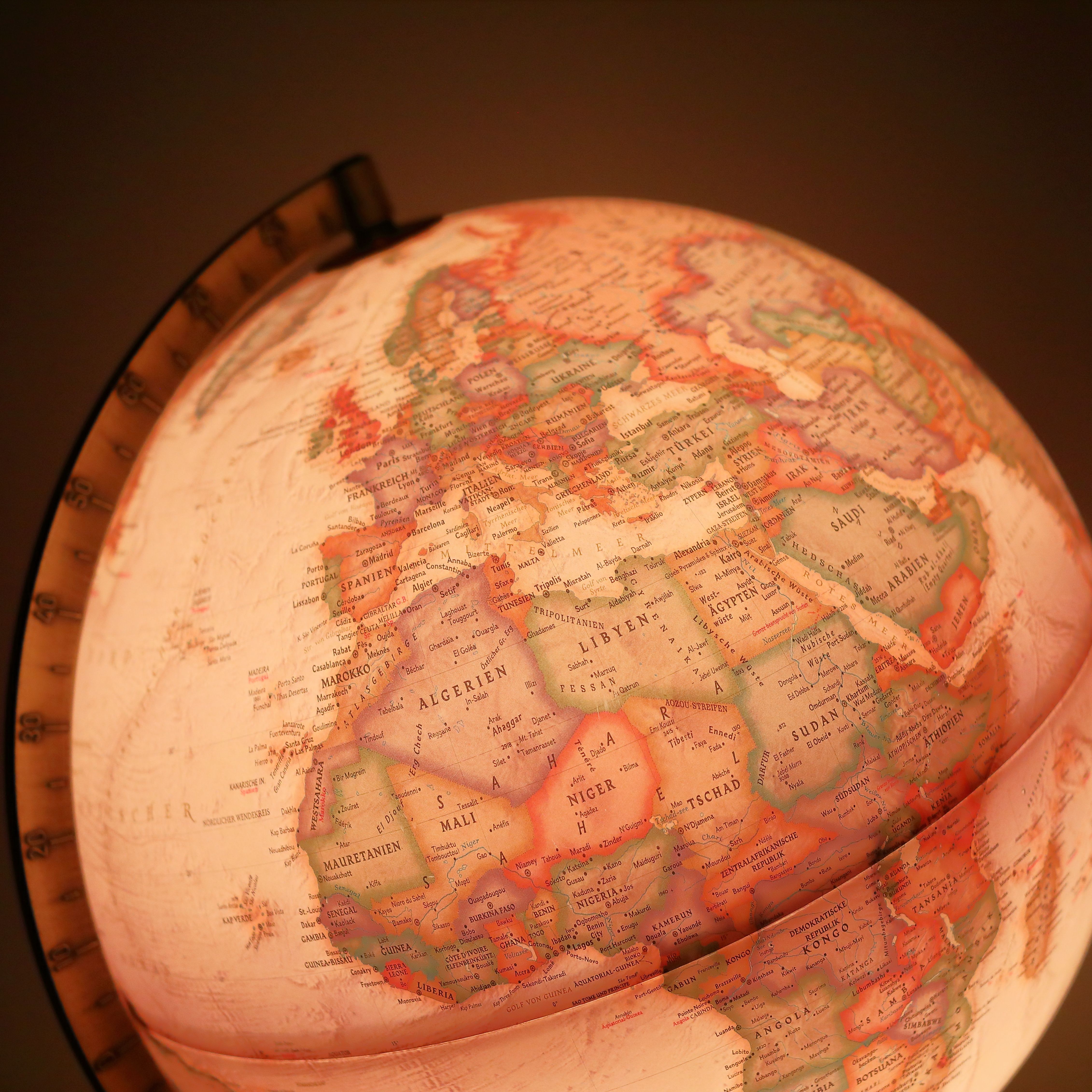 Will Facebook's Digital Currency Libra Be Good For Africa? feat. Michael Kimani & Simon Dingle