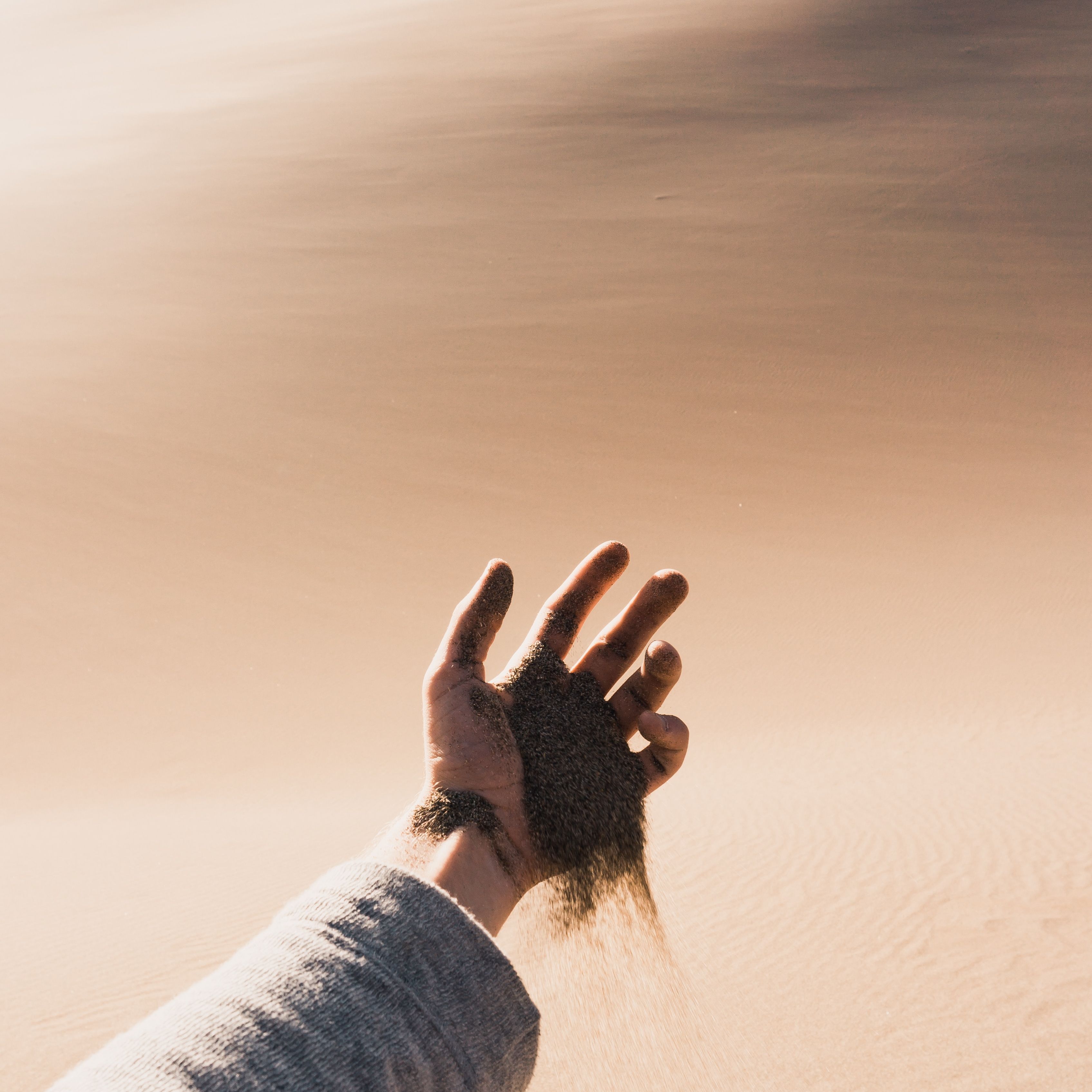 Why is sand a powerful natural resource? Dr Laura Schoenberger