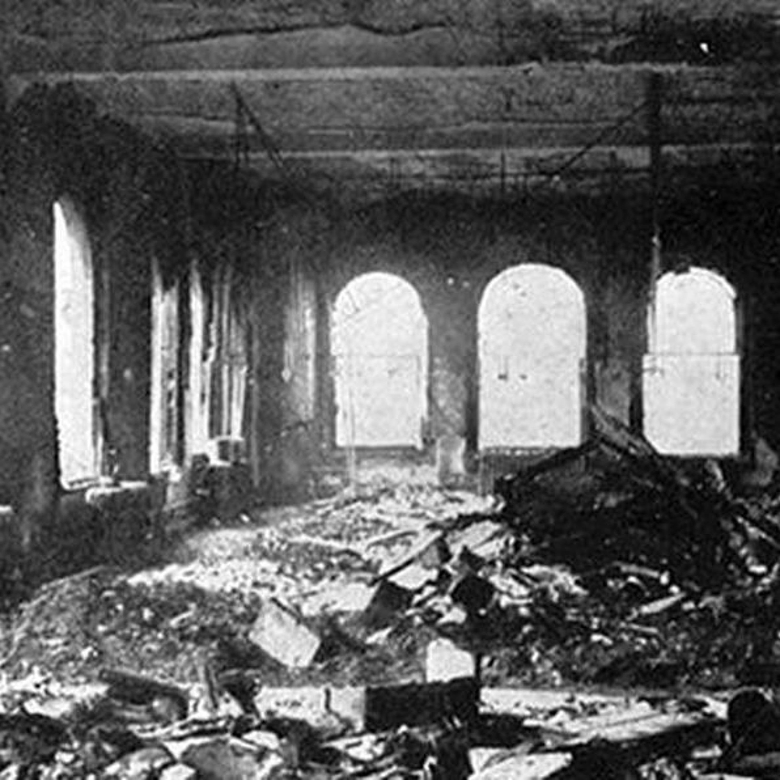Episode 71: Malice at the Palace/Triangle Factory Fire/Tommy Cooper