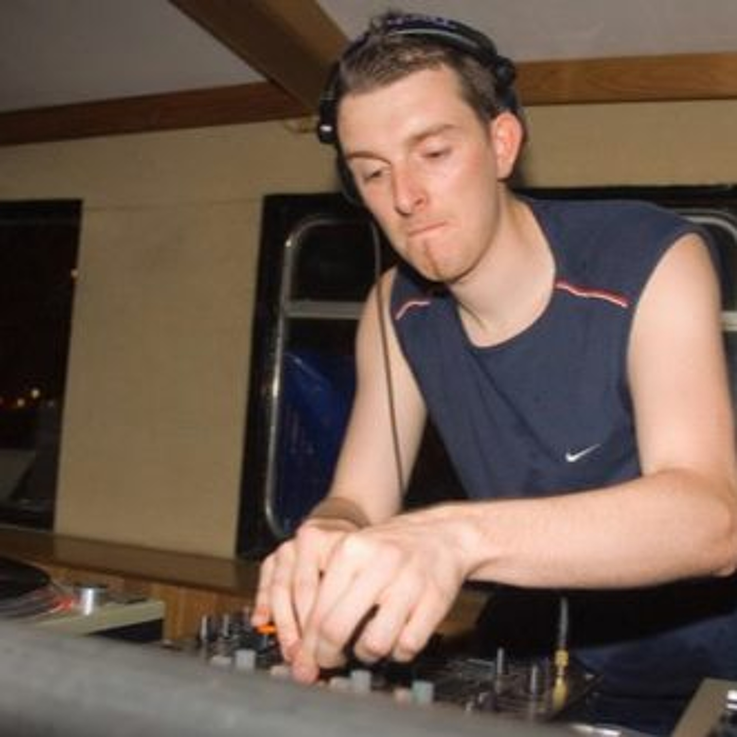 rave-o-lution.nl