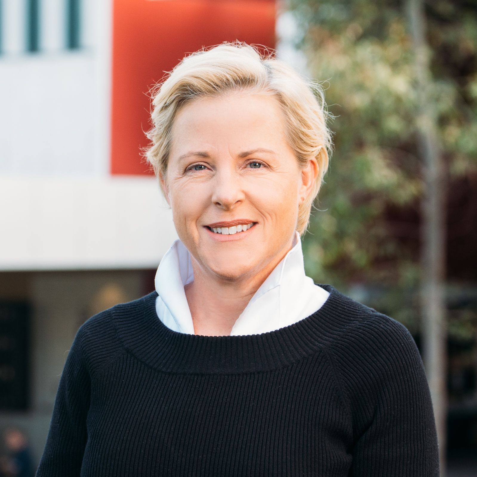 EPISODE 37 - STRONG BONES WITH PROFESSOR BELINDA BECK