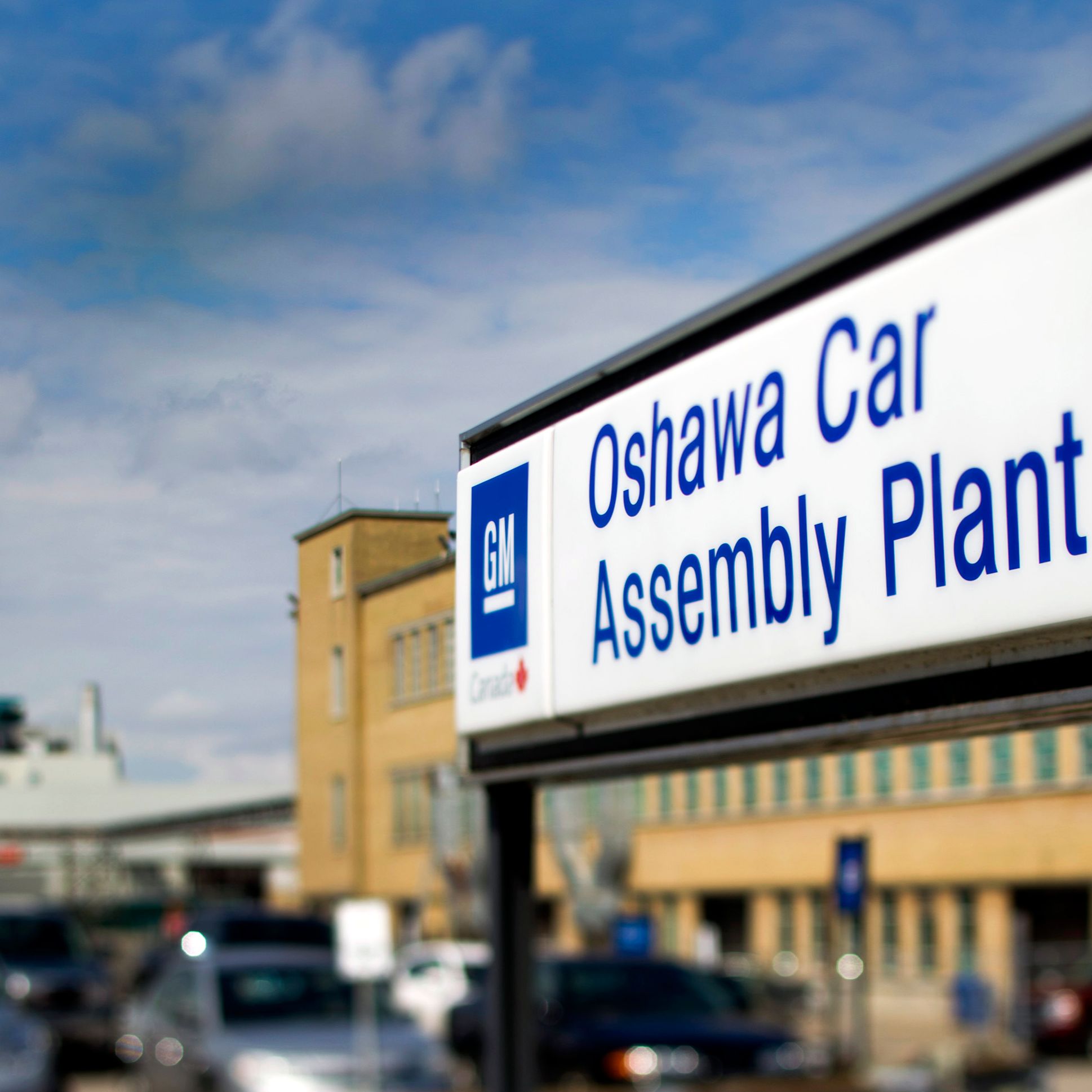 Episode 27: Should GM Oshawa be publicly owned? w/ Tony Leah and Rebecca Keetch