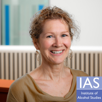 Lesley Smith on midwives giving advice about alcohol consumption