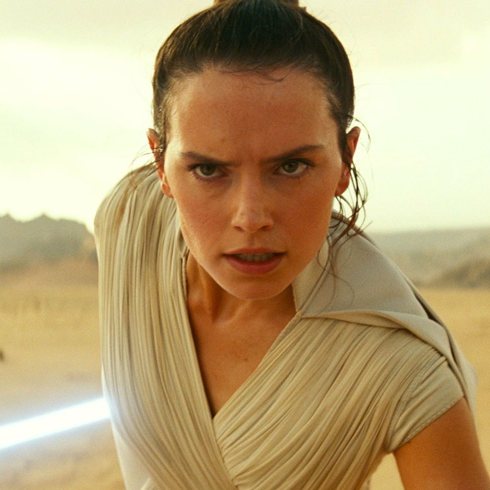 Star Wars 9 Answers "Who Is Rey?" & More - F&F EP 195