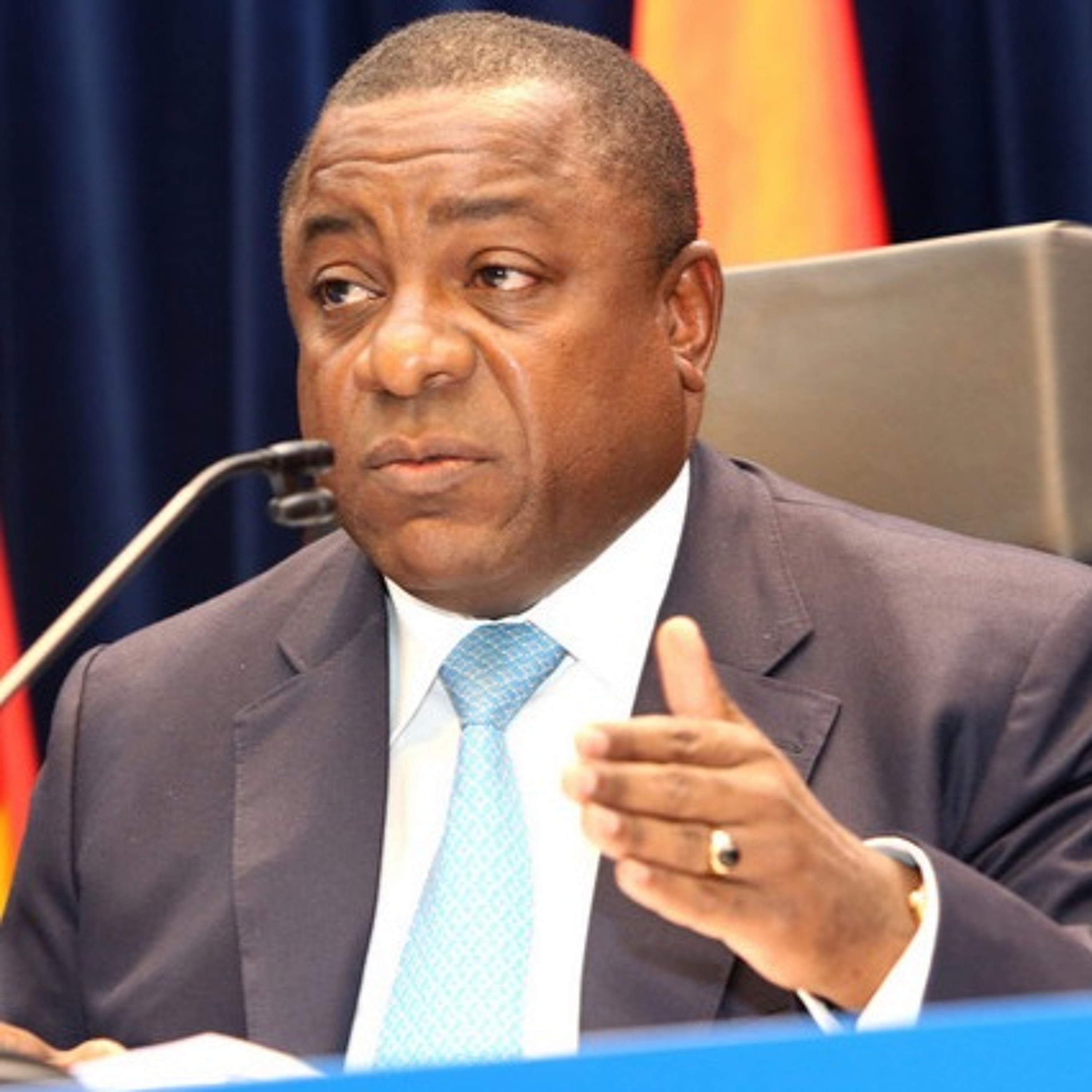Reportagem #30: Embaixada de Angola no RU acusa activista angolano de difamação contra Rui Mangueira