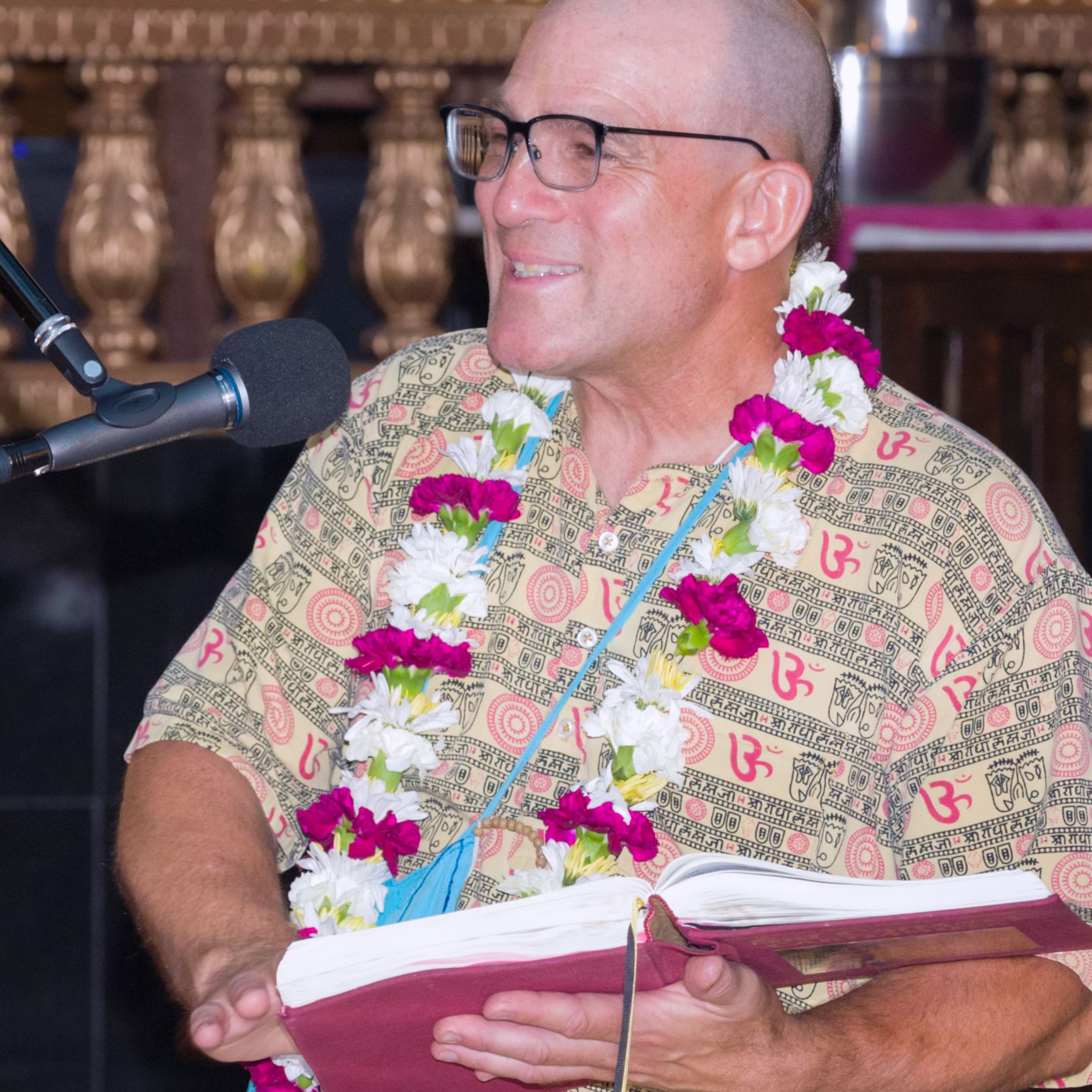 HG Narottamananda Prabhu - Śrī Caitanya-caritāmṛta