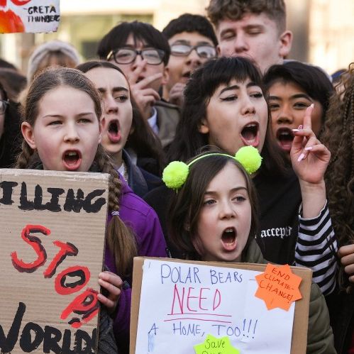 Episode 31: The Climate Strike in Toronto w/ Monica Mason and Mayuran Sivalinghem
