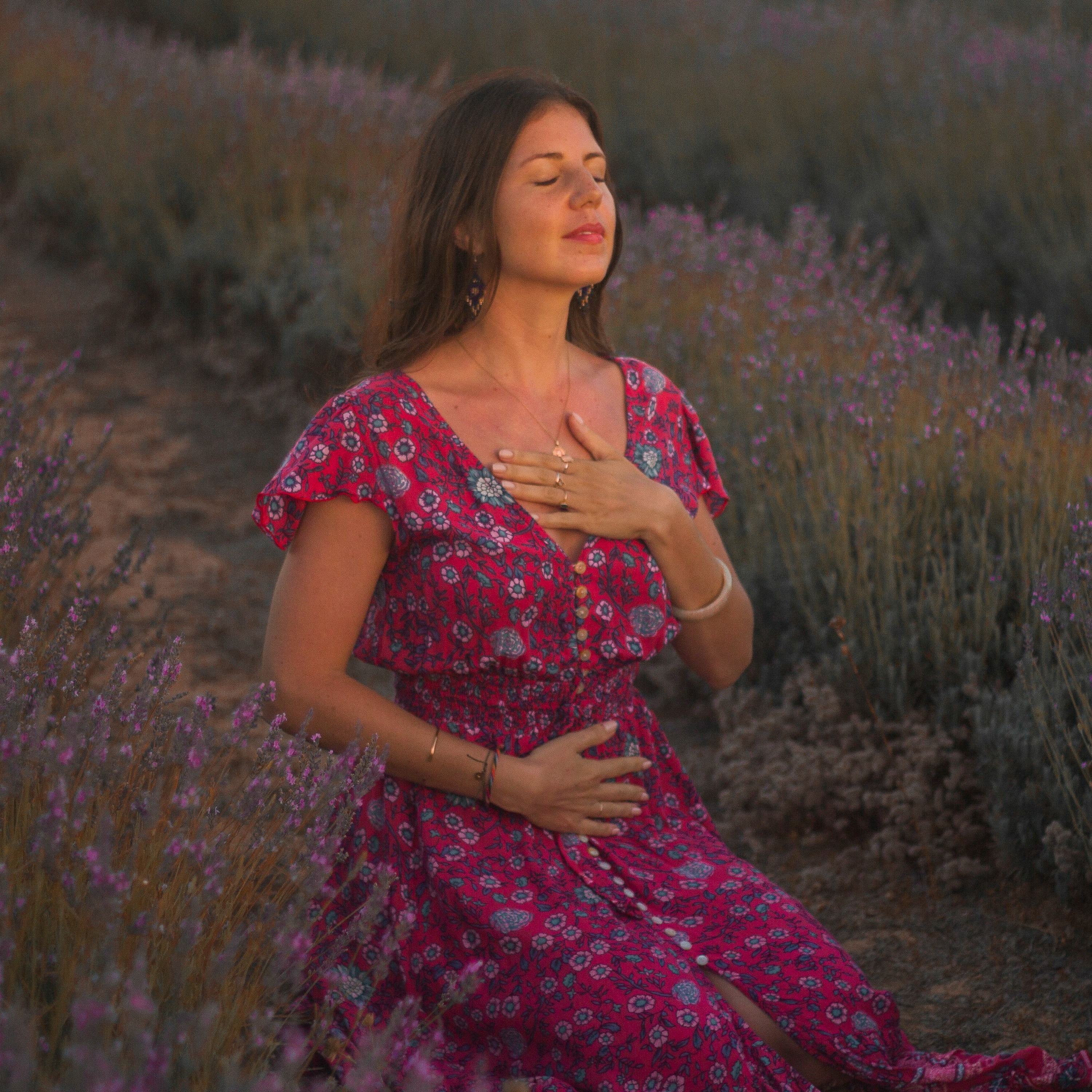 Loving your Shadow, Sanity in the City & The Empath/Gut Issues/Solar Plexus Link with Caroline