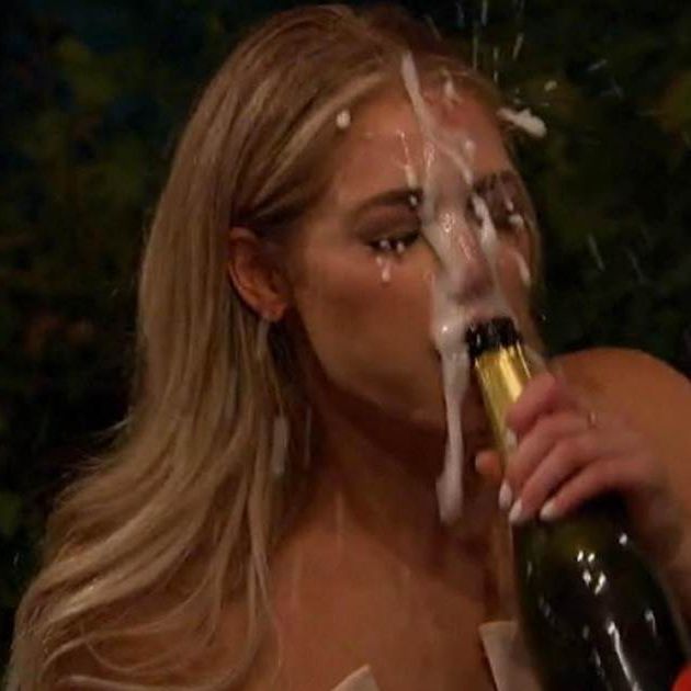 Bachelor 24 / Episode 2: #Champagnegate + Catwalk Catfights