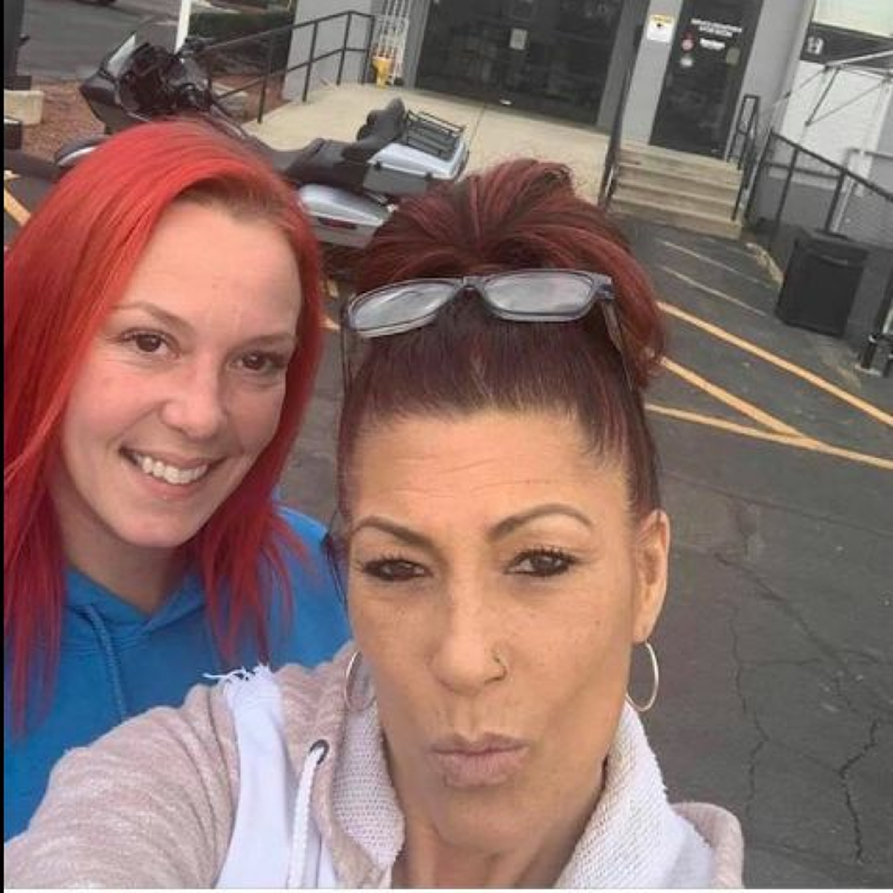 Miss Worcester Diner drama, crazy chick on a plane, Jizz McMahon
