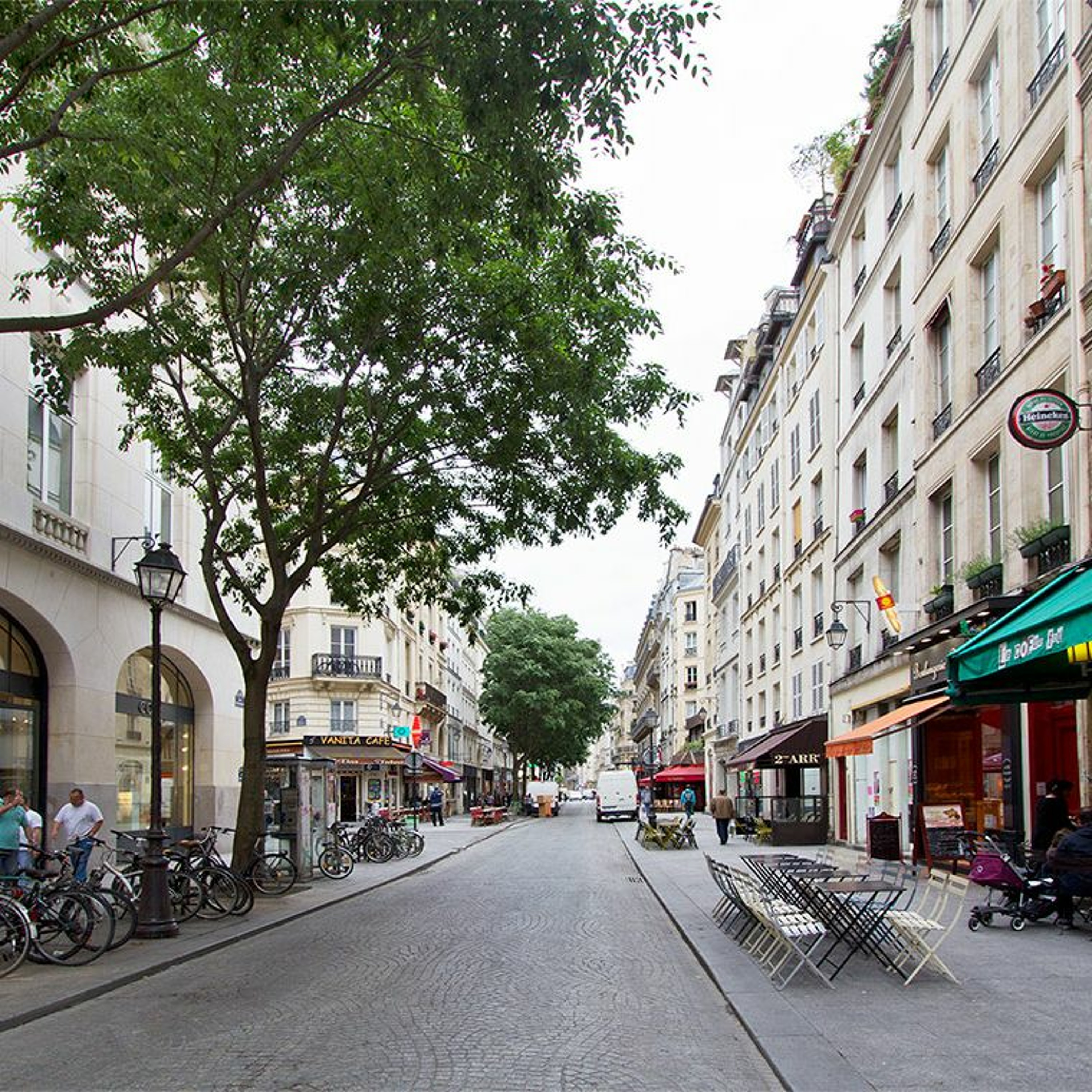 Les Brèves