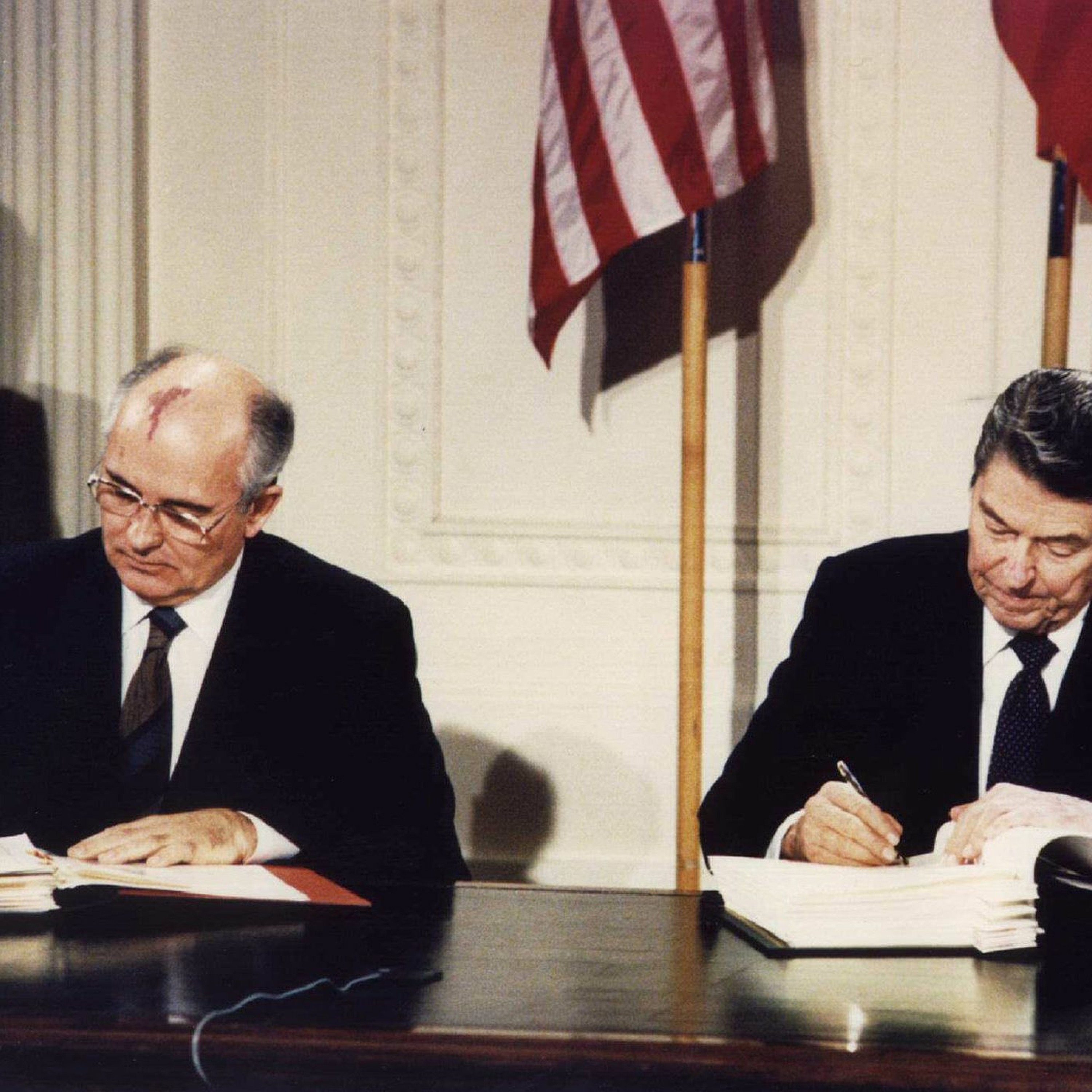 HISTORIC US-Russia START arms control treaty hangs in the balance
