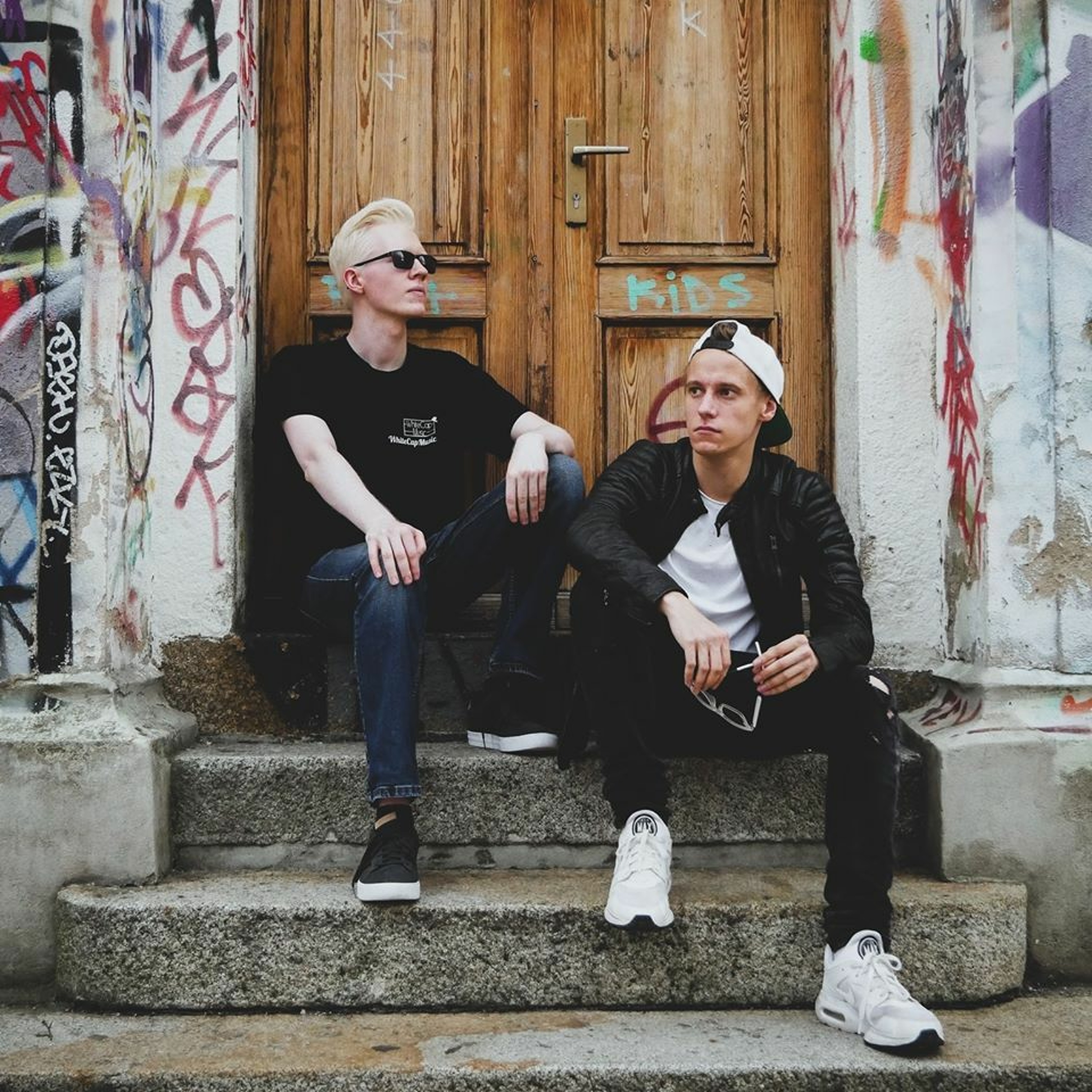 Seveneves Radio #69 hosted by WhiteCapMusic